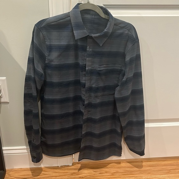 Lulu lemon plaid shirt - Picture 1 of 1